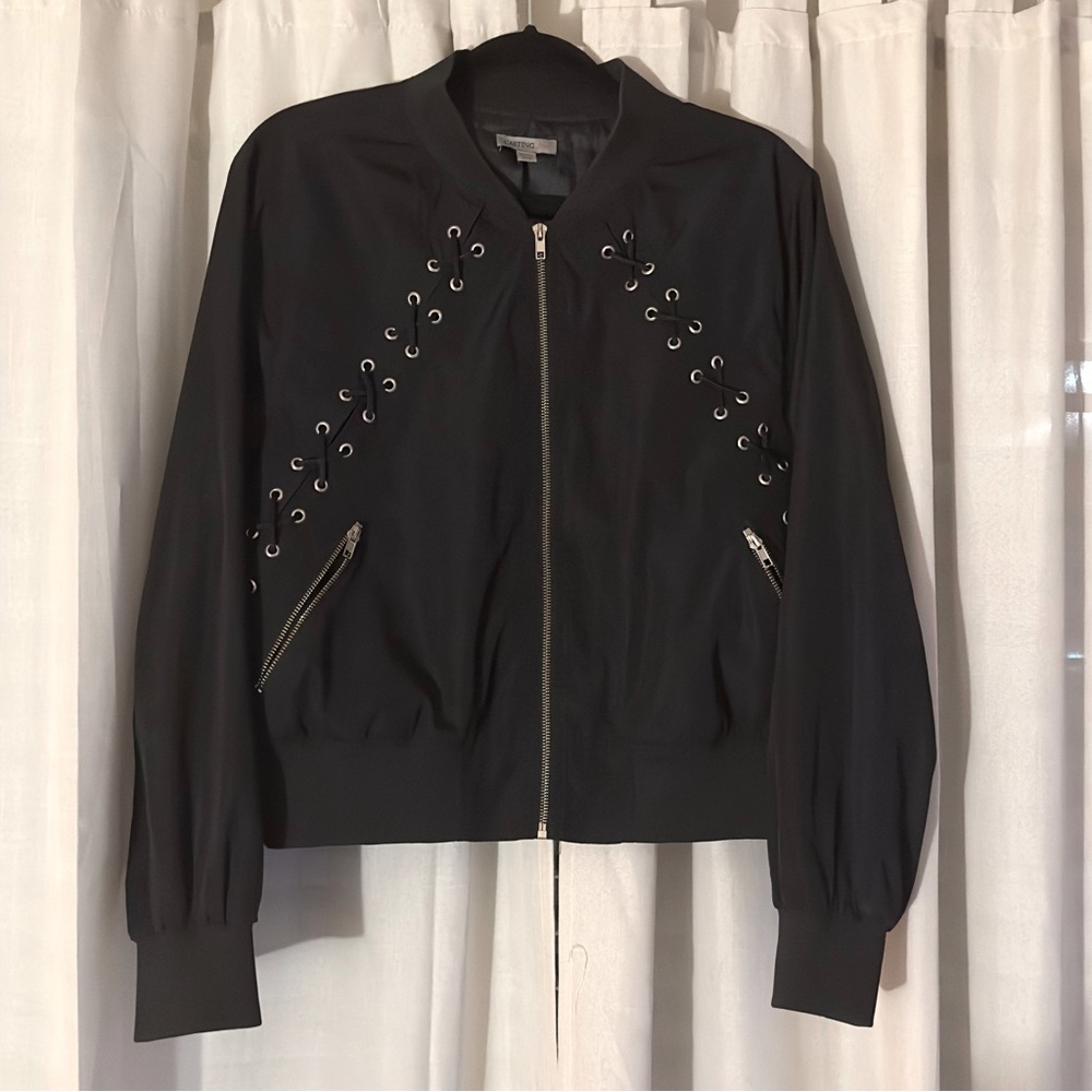 5/$25✨Casting LA Lace-up Bomber Jacket 🖤🖤